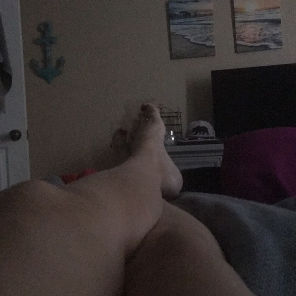 Meet your Posher, Brandy - Picture 1 of 1